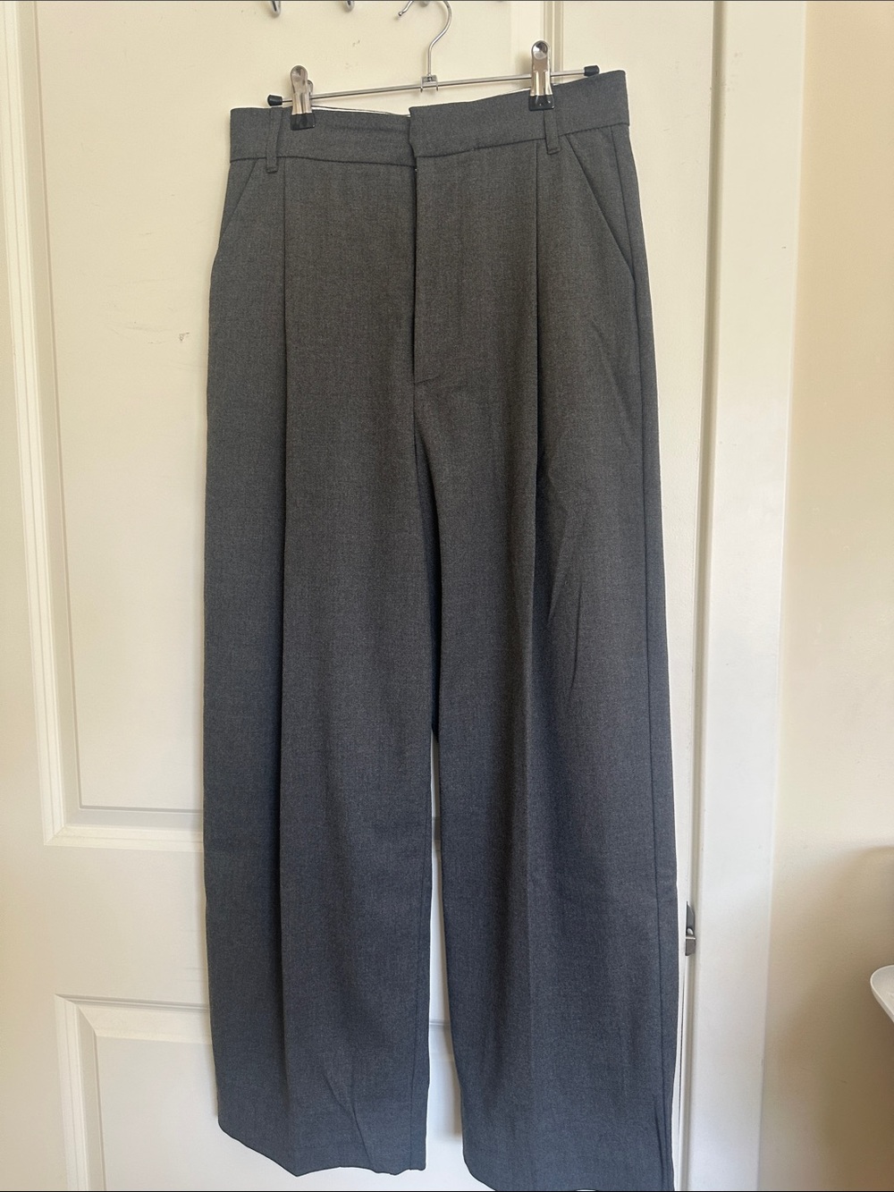 Classic Wide-Leg Dress Pants - Gray